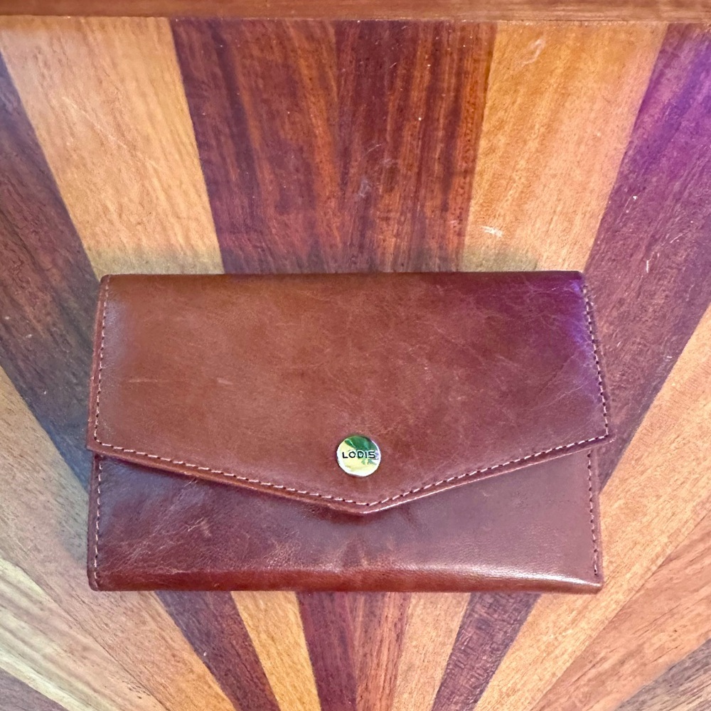 Lodis Monica Large flap wallet leather